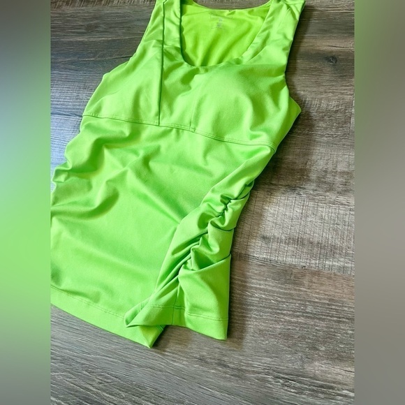 ATHLETA Support Bra Tank Top Lime Green 36B Ruched Sides Gym Athletic Yoga - Picture 2 of 5